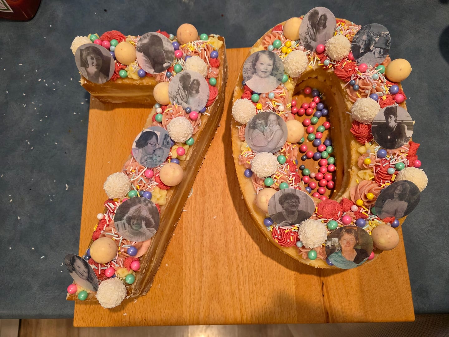Customer photo review of Wafer Paper (0.3mm thin) - 12 x 5 cm Pre-cut Cupcake Custom Edible Images