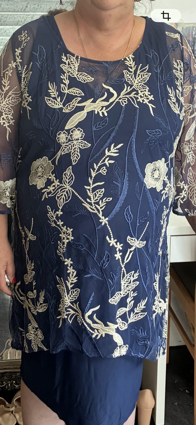 Customer photo review of Xyla Gold Blossom 2 Piece Set