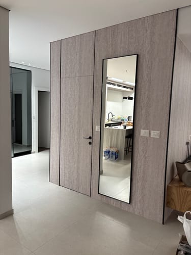 Customer photo review of דלת מראה להסתרת ארון חשמל