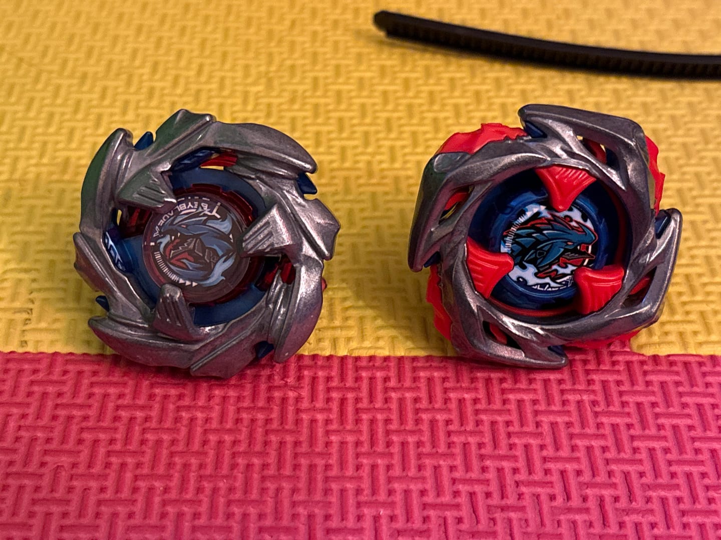 Customer photo review of Beyblade X BX-34 Starter Cobalt Dragoon 2-60 Cyclone