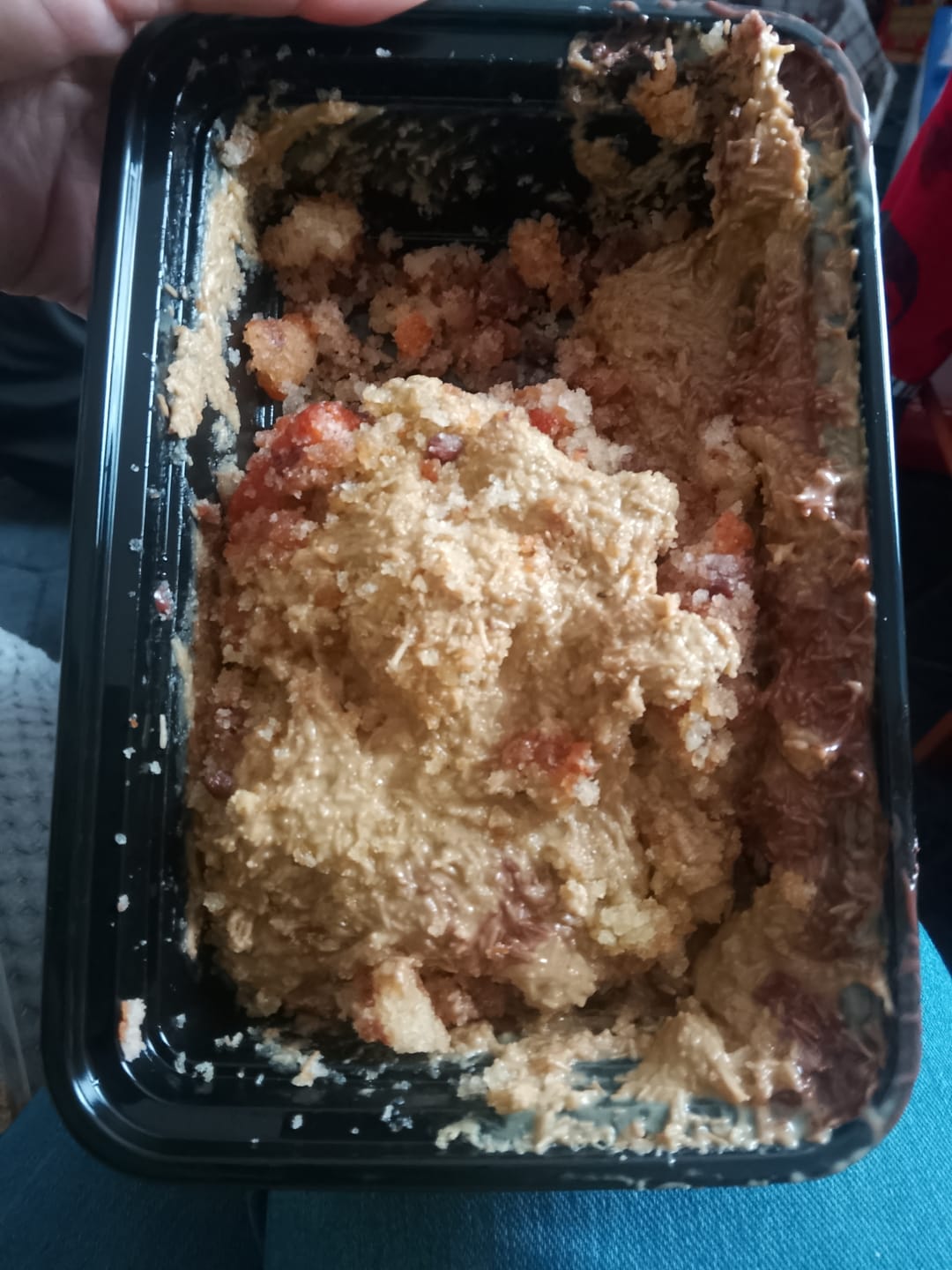 Customer photo review of Dubai Chocolate Caramel Cake Kunafa Tub