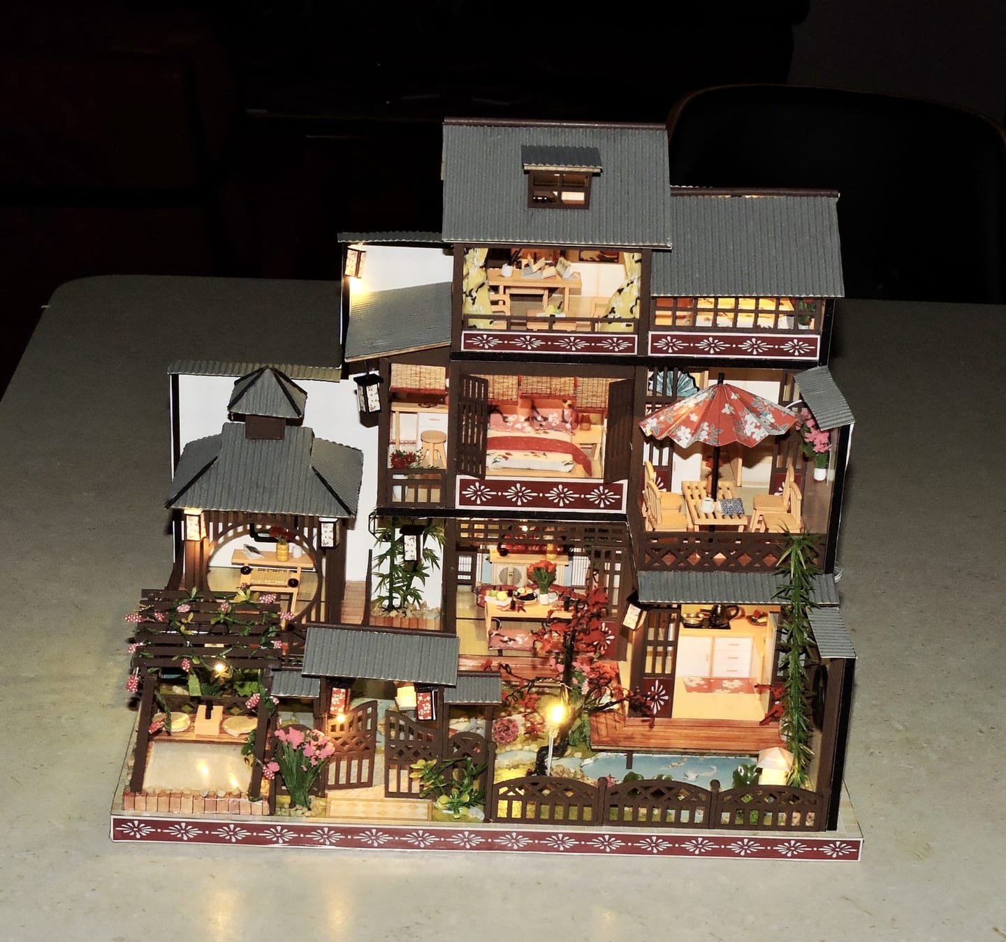 Customer photo review of Spring Courtyard DIY Miniature Dollhouse Kit