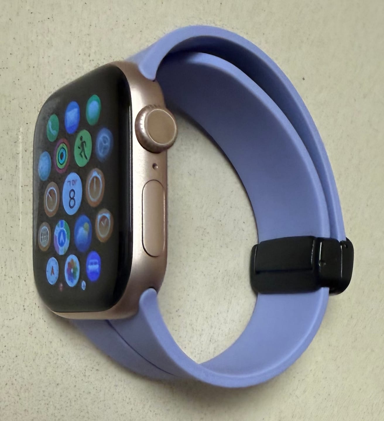 Customer photo review of FlexiFit™ Magnetic Band for Apple Watch - BUY 1 GET 1 FREE!