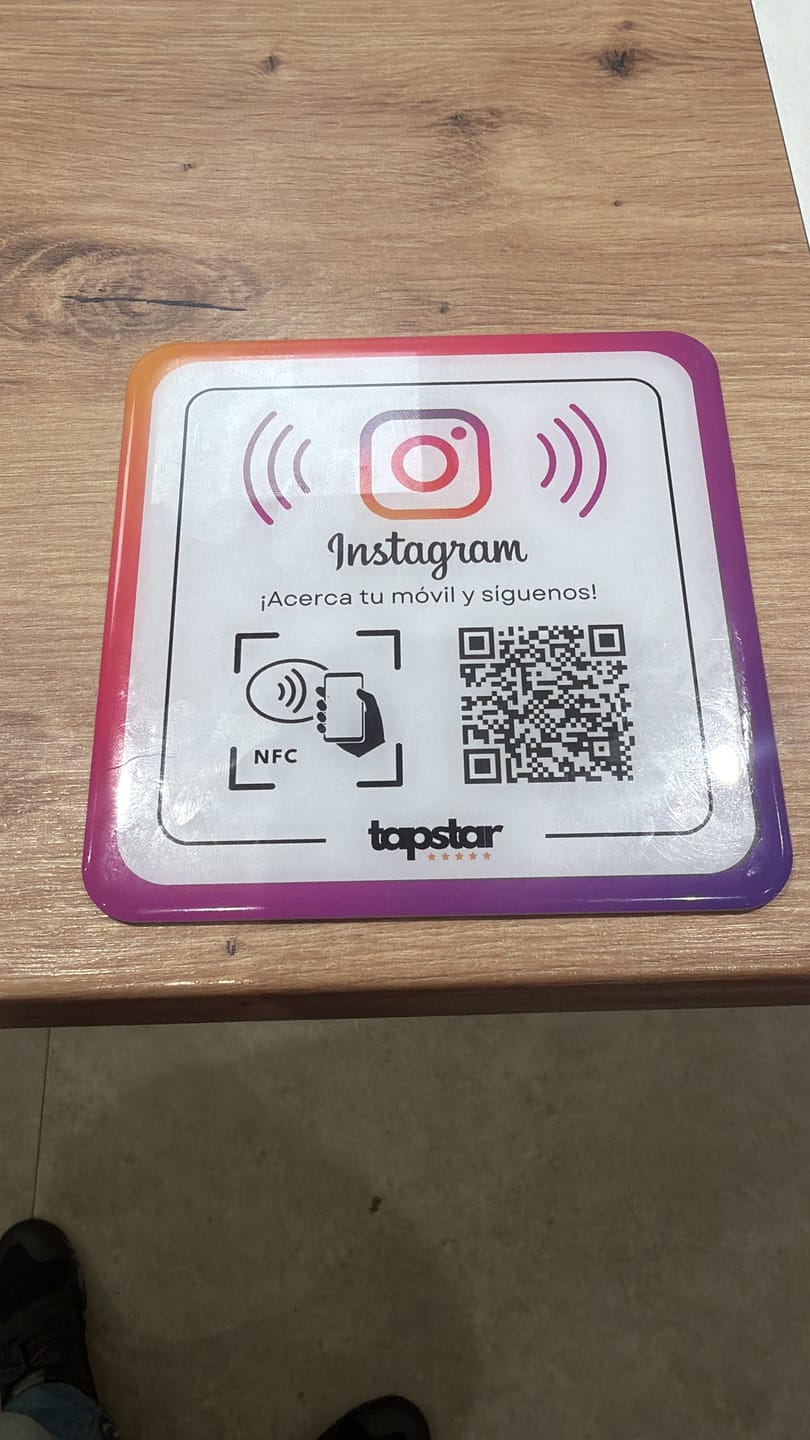 Customer photo review of Placa Seguidores Instagram