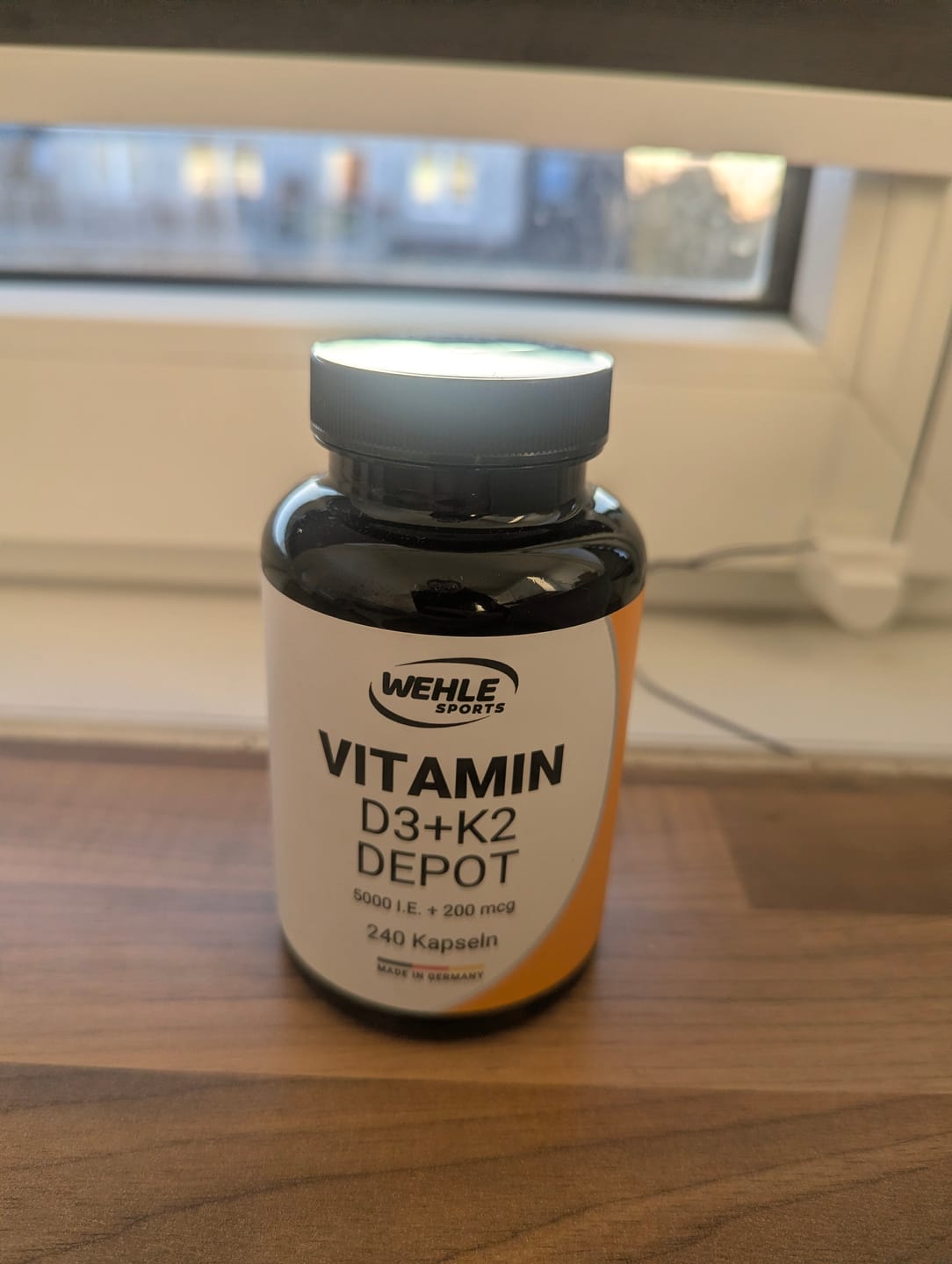 Customer photo review of Wehle Sports Vitamin D3 5000 I.E + Vitamin K2 200mcg
