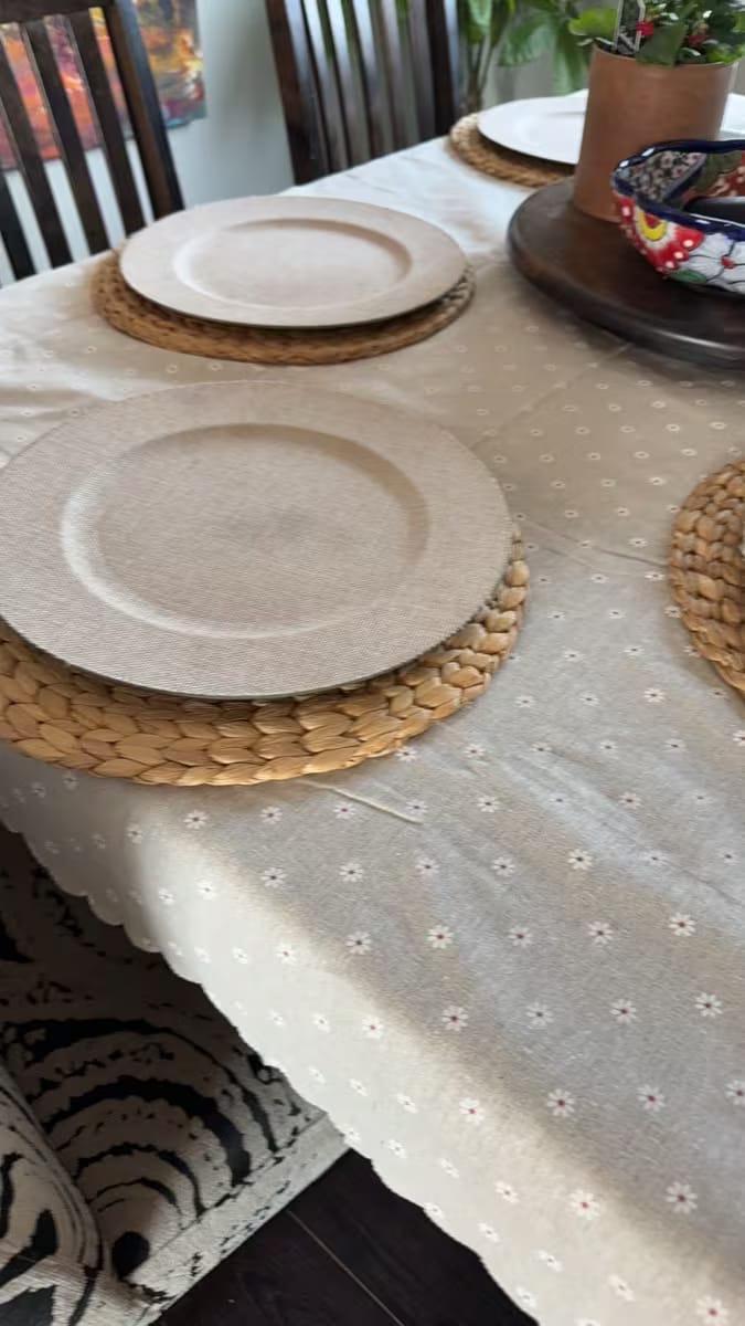 Customer photo review of Embroidered Daisy Tablecloth