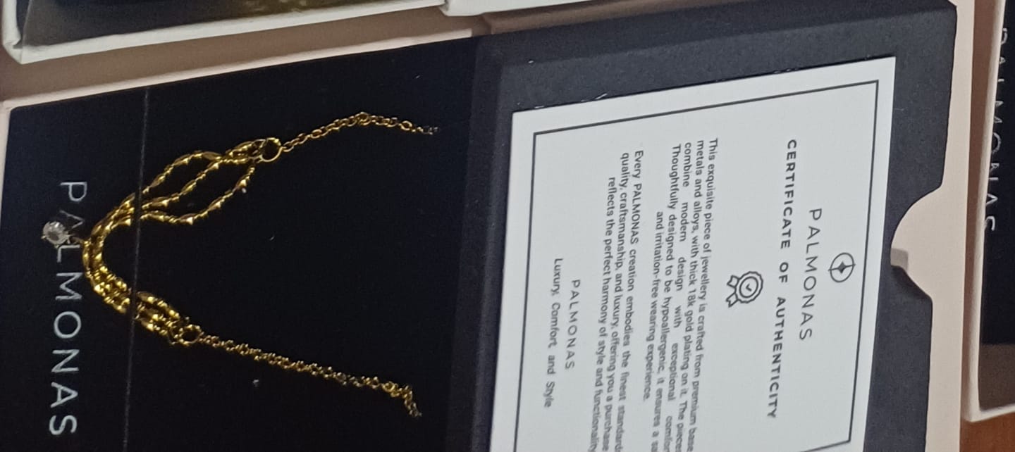 Customer photo review of Vintage Vibe Gold Necklace