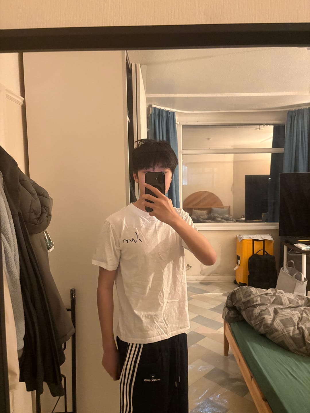Customer photo review of Aelfric Eden Double Waist Baggy Sweatpants