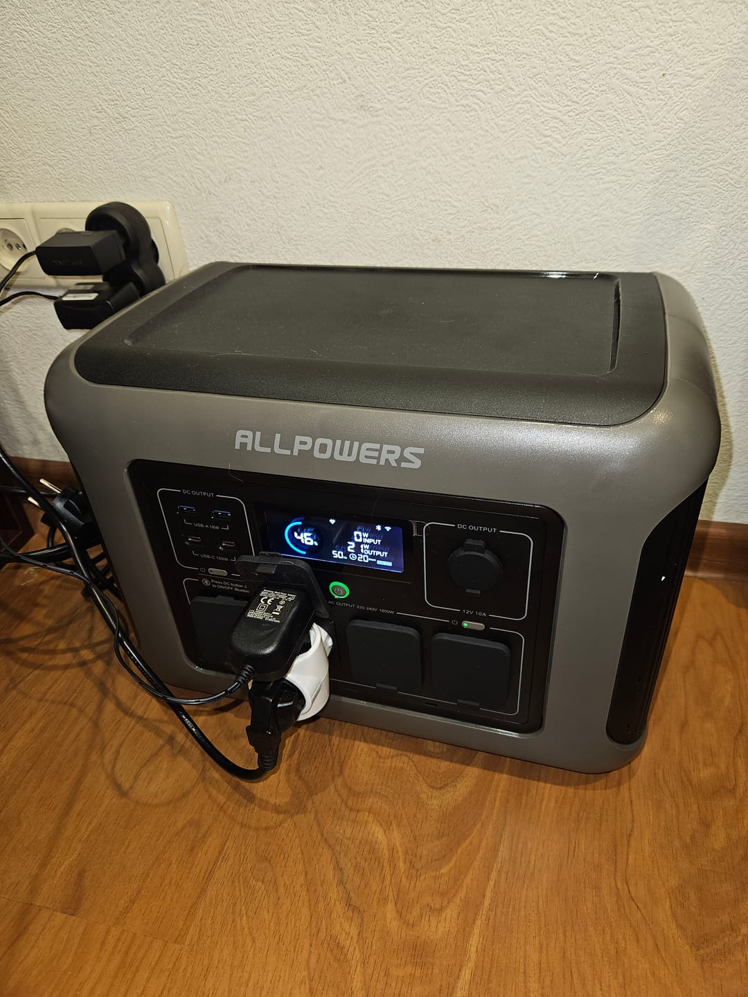 Customer photo review of ALLPOWERS R1500 LITE Portable Power Station 1600W 1056Wh