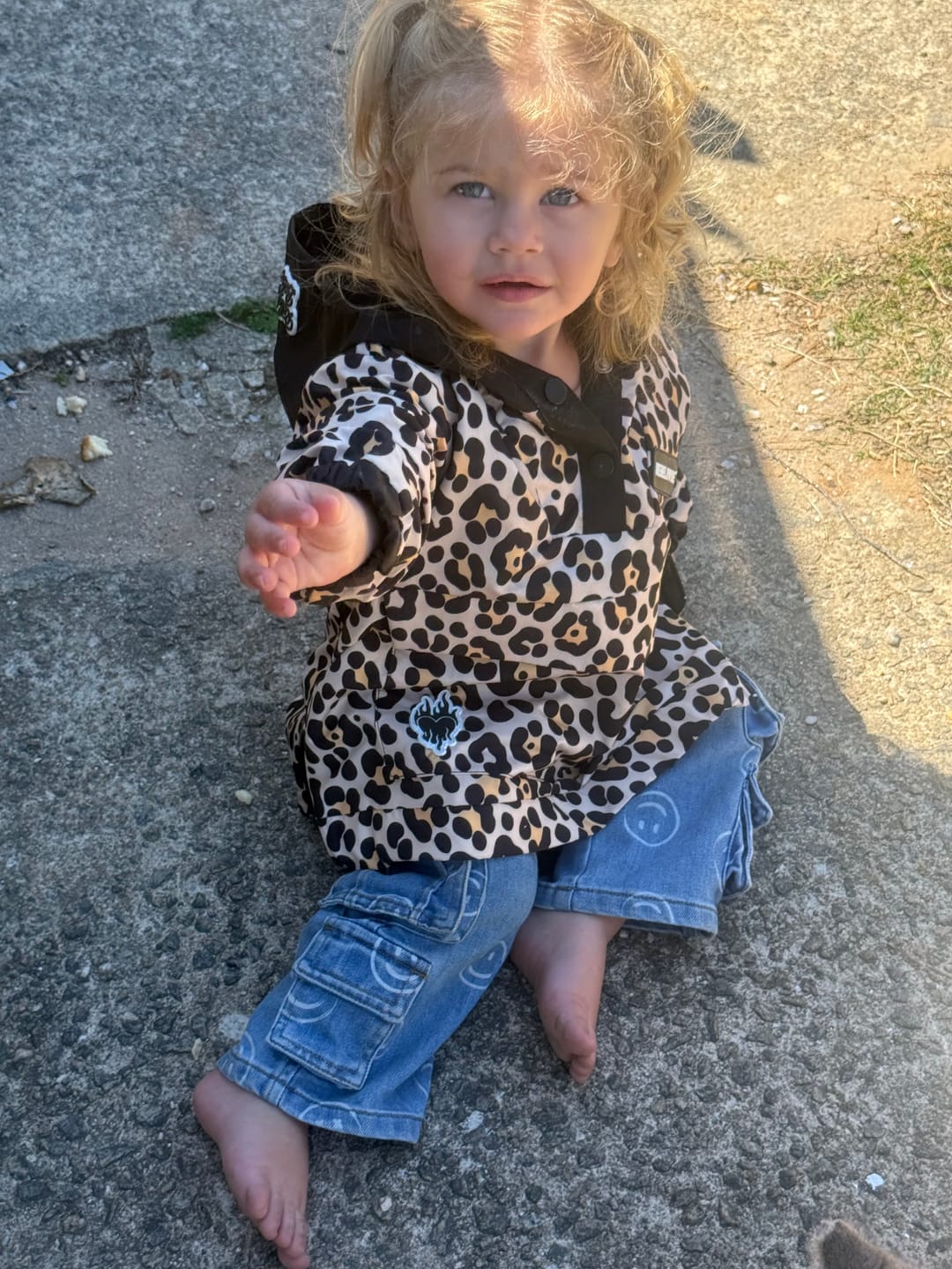 Customer photo review of Pullover Windbreaker in Ava (Leopard)