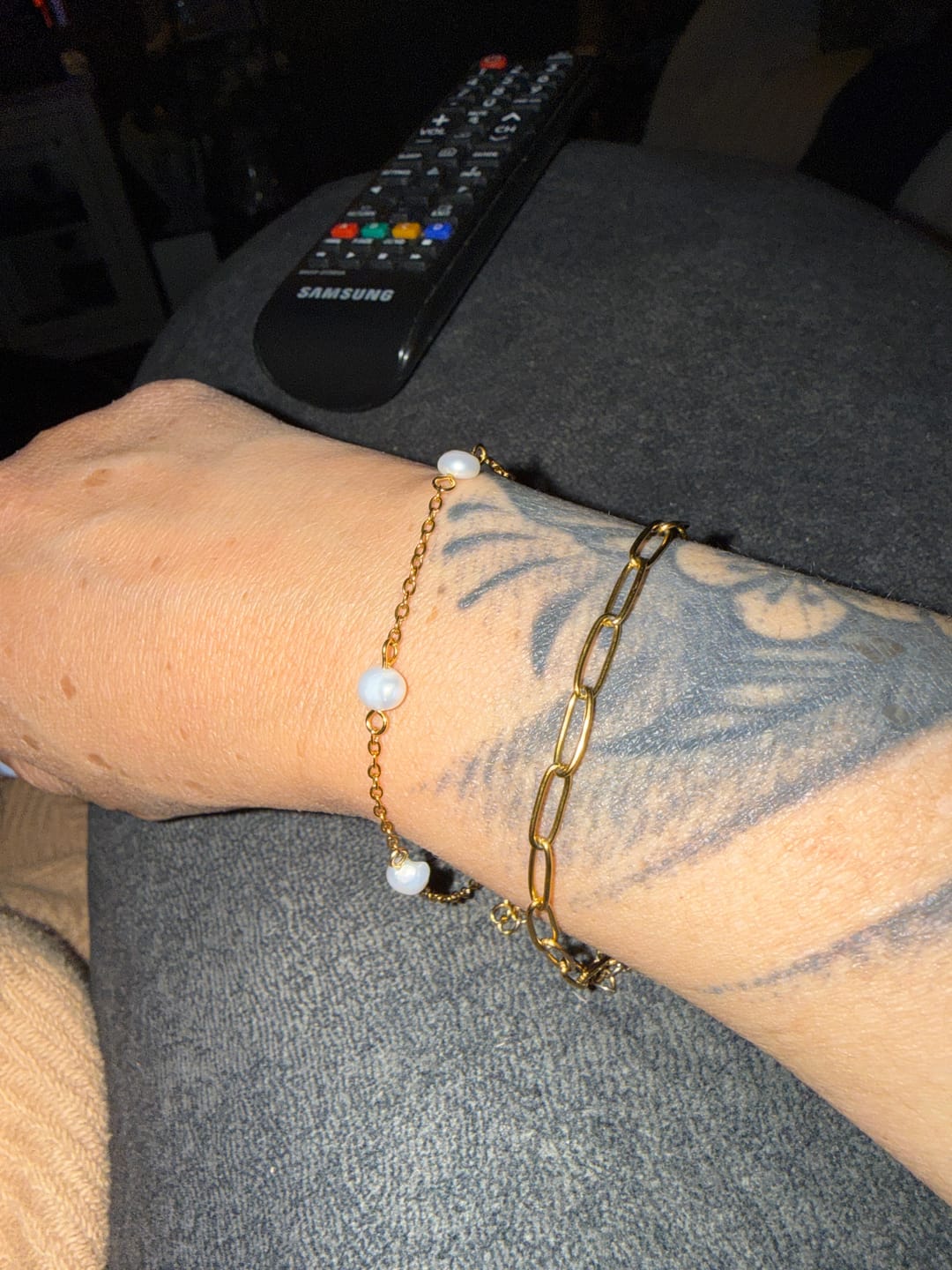 Customer photo review of Cali Pearl Anklet