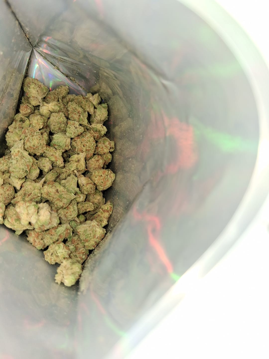 Customer photo review of Maui Wowie - 28 Grams Littles - Sativa