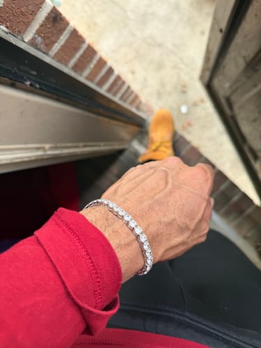 Customer photo review of VVS Tennis Bracelet 14K Gold (ALL SIZES)