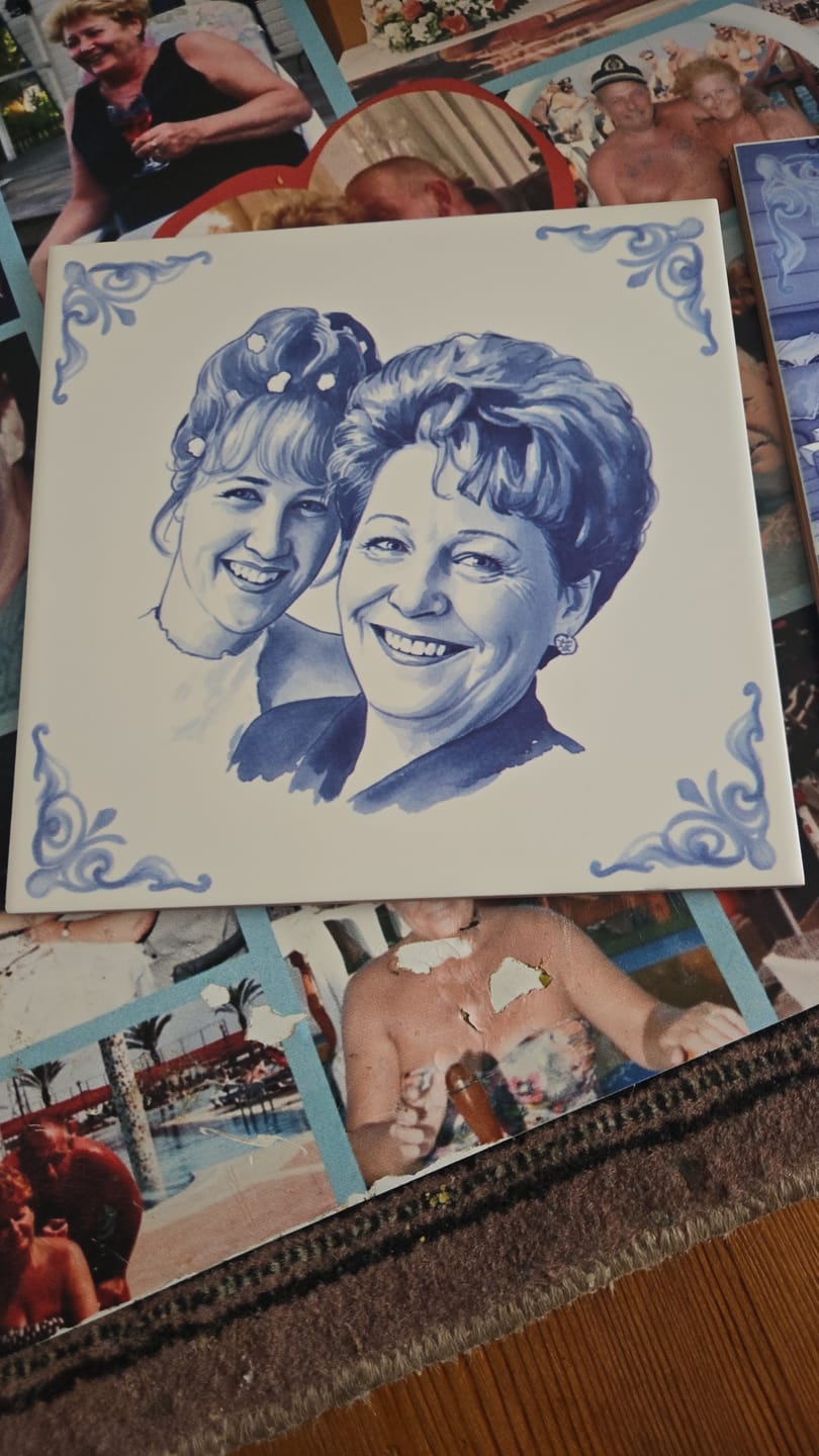 Customer photo review of Delfts Blauw tegeltje bedrukken met jouw foto