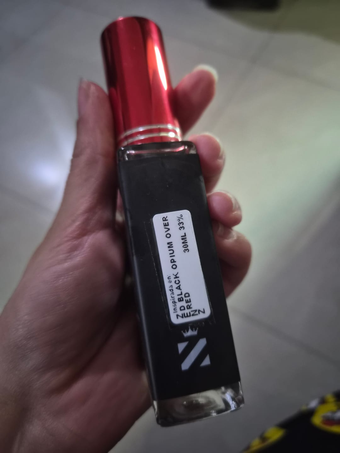 Customer photo review of Perfume Tendencia D BLACK OPIUM OVER RED NUEVO DICIEMBRE zenz