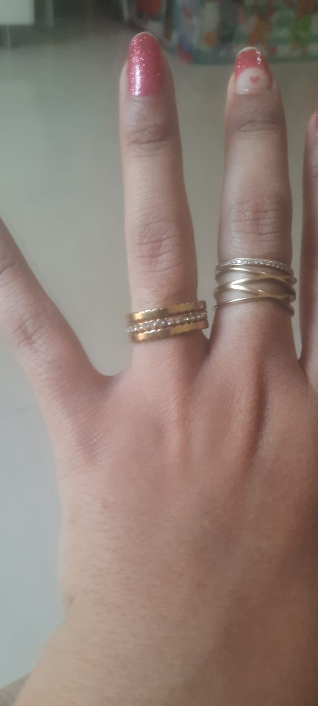 Customer photo review of Three Piece Honeycomb Ring