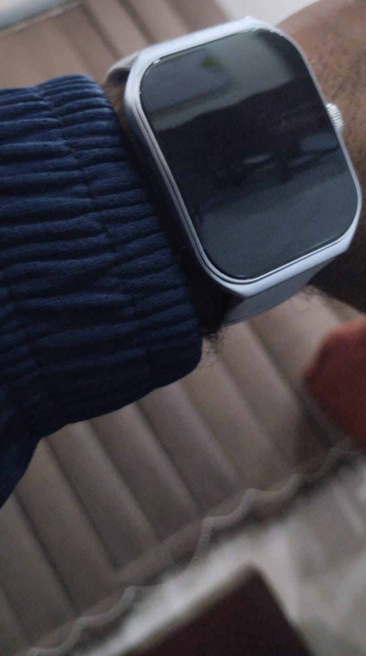 Customer photo review of Prestige Smartwatch