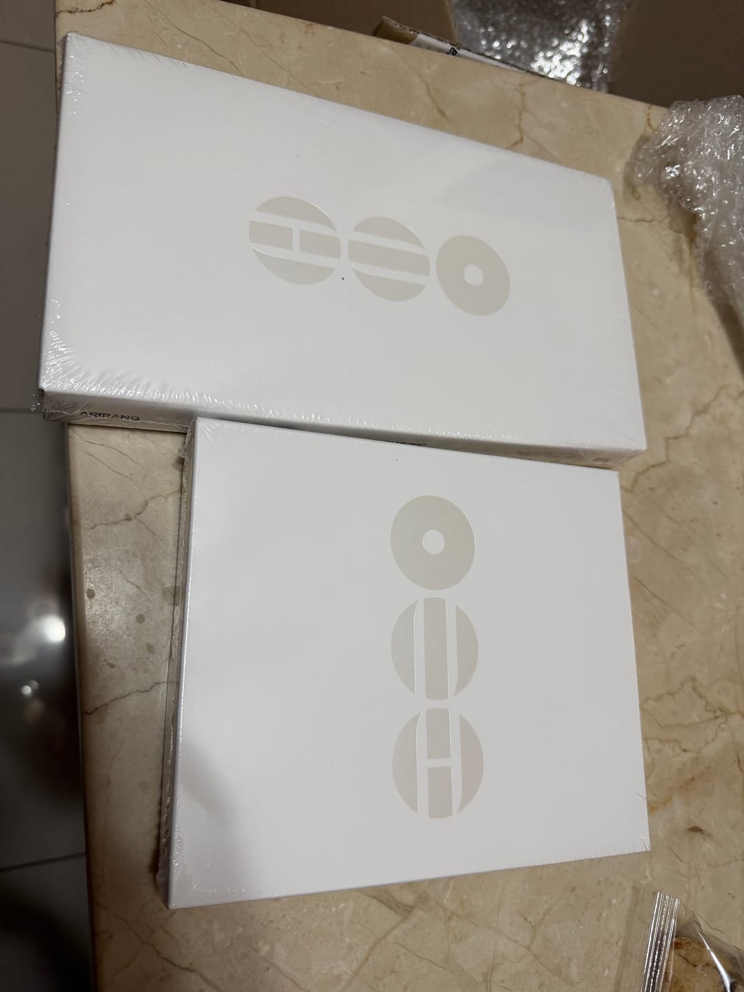 Customer photo review of BTS - ARIRANG 5TH ALBUM STANDARD SET