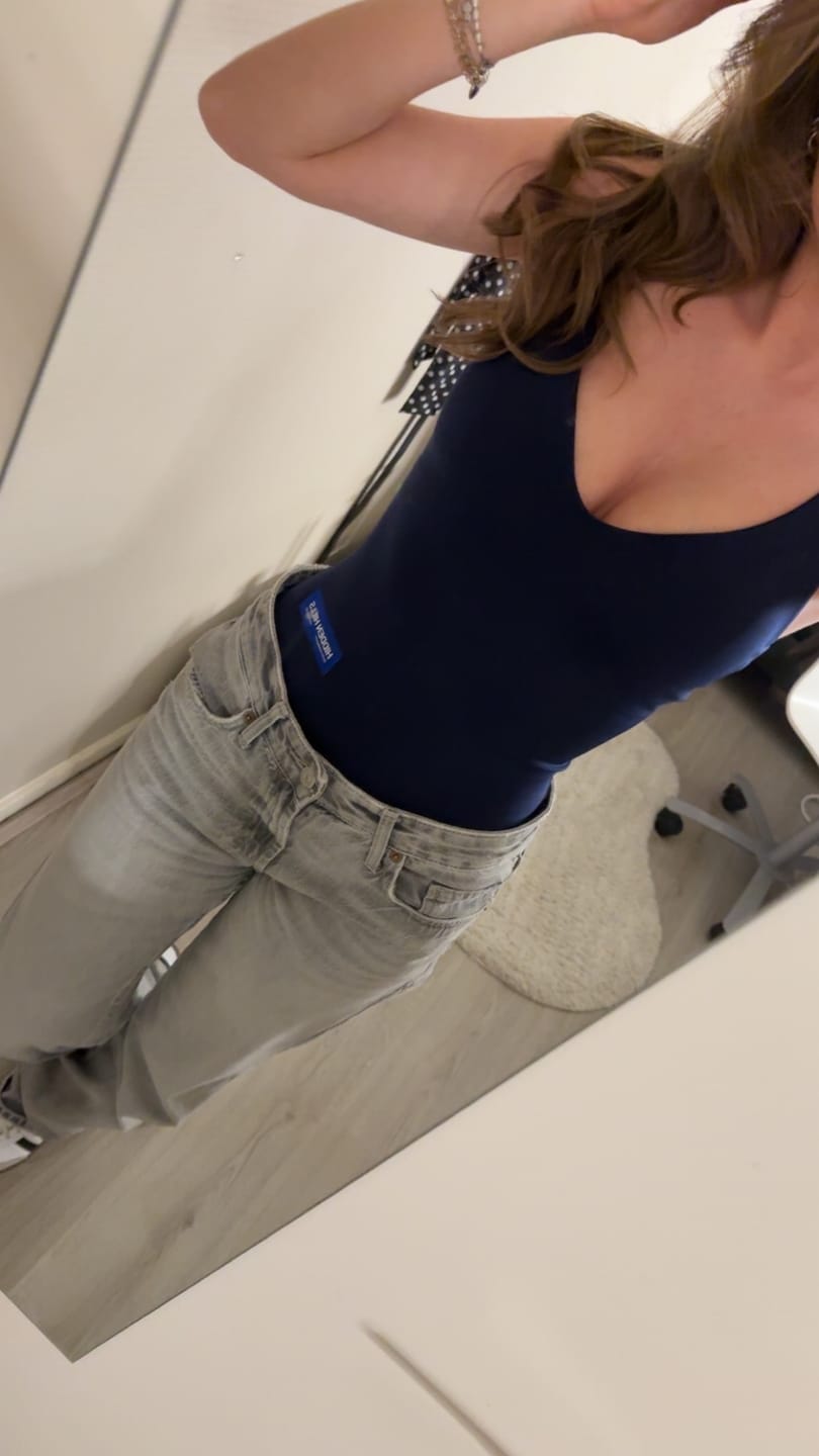 Customer photo review of LABEL BODYSUIT NAVY