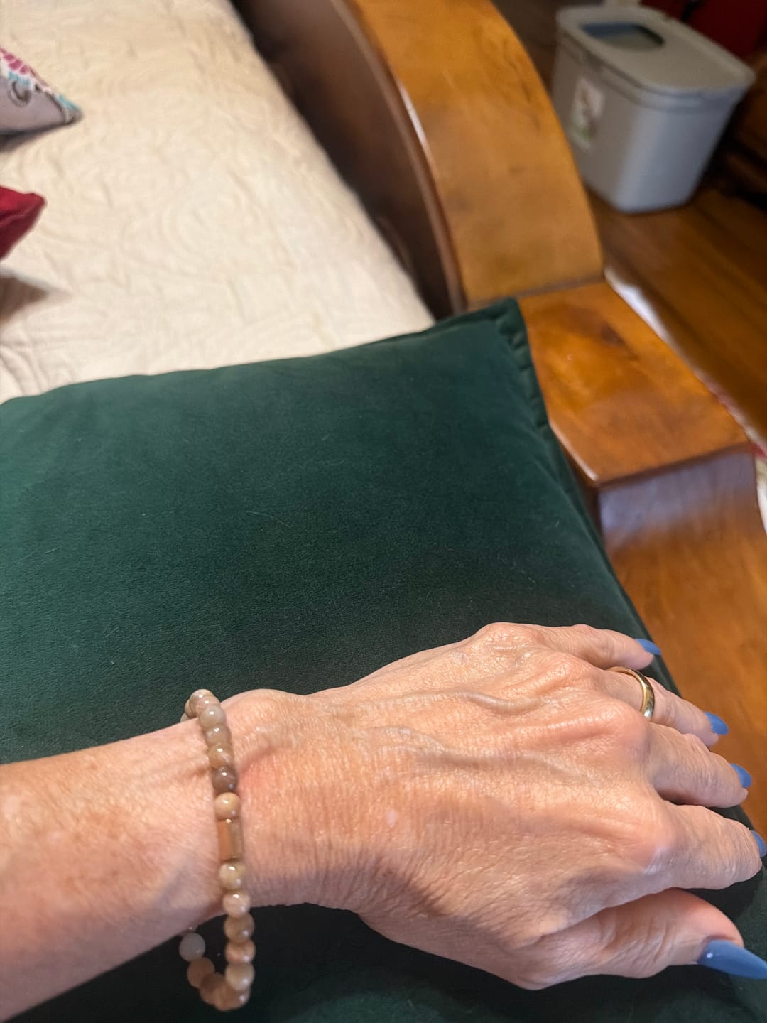 Customer photo review of SUNSTONE - ACCENT BRACELET