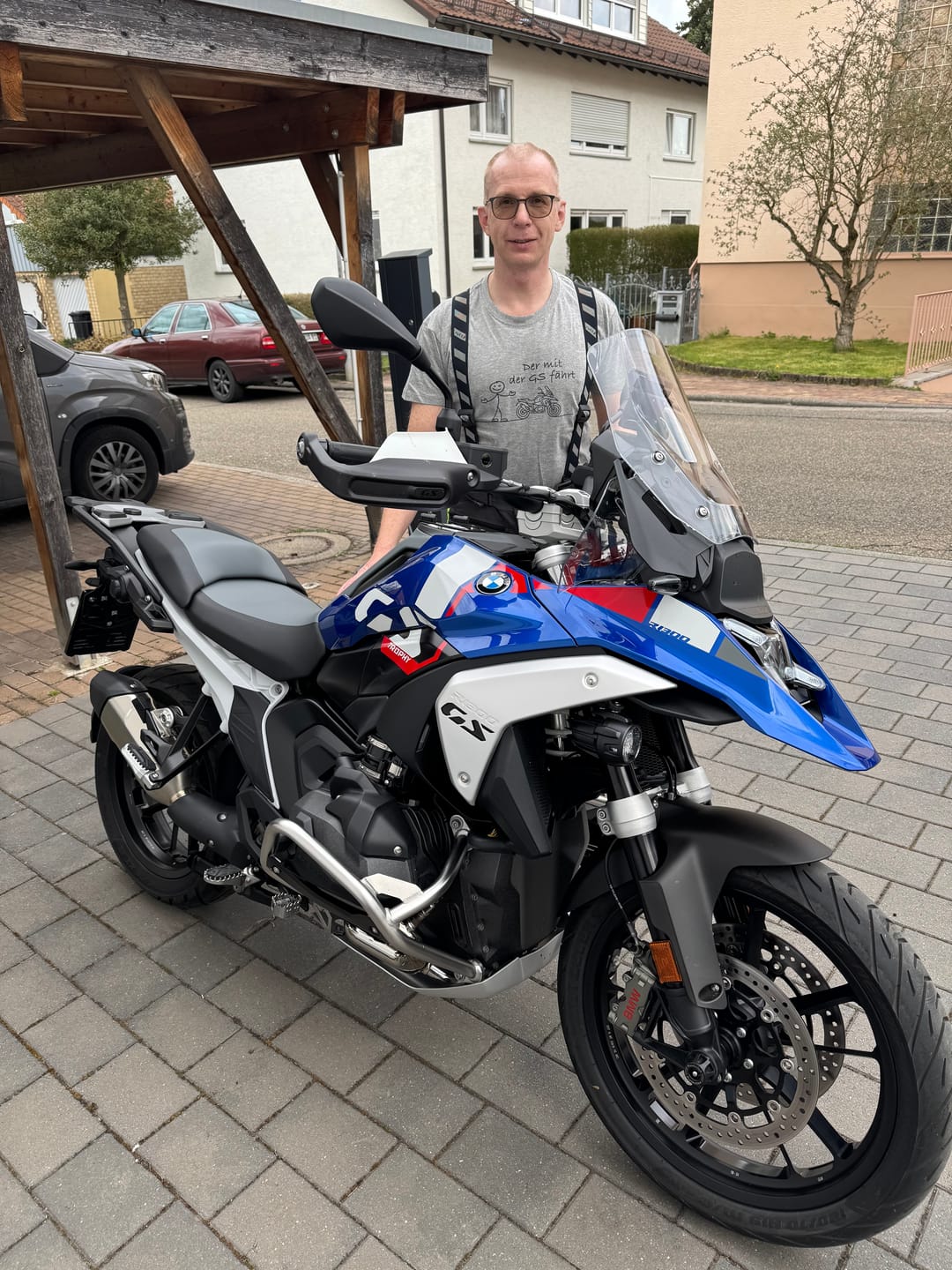 Customer photo review of Der mit der GS - Herren Shirt