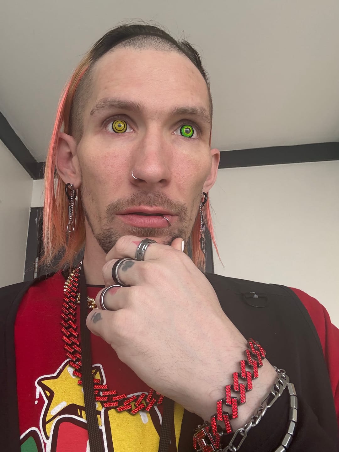 Customer photo review of Cosplay Chainsaw Man Makima Yellow Colored Contact Lenses