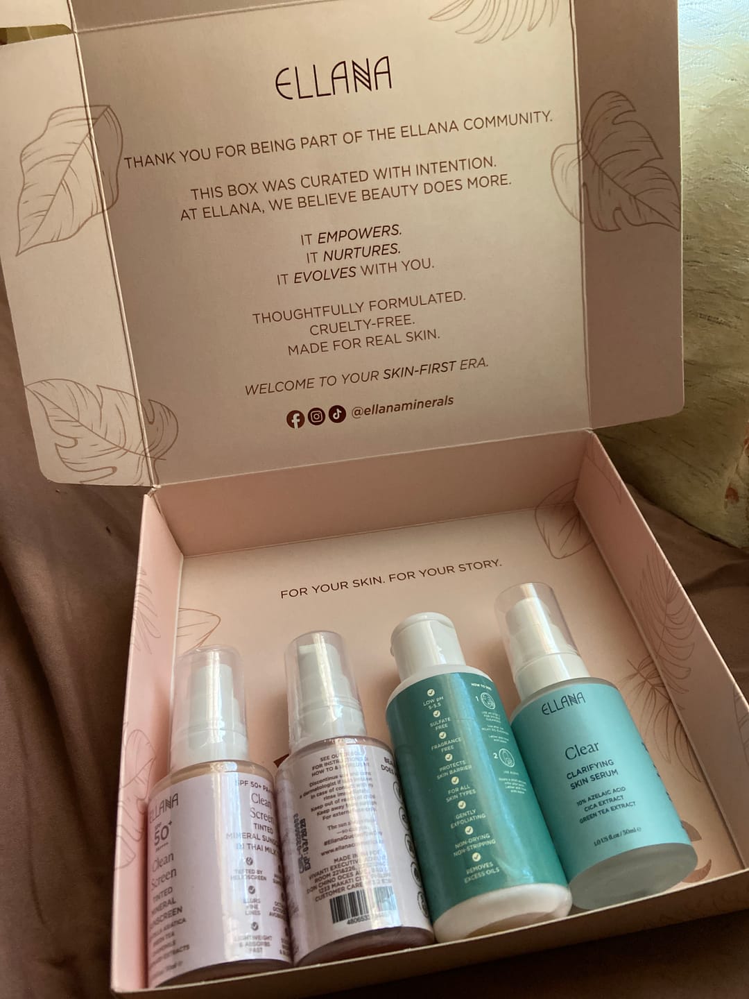 Customer photo review of Clean Screen SPF 50+ PA++++ Oil Control Mineral Sunscreen