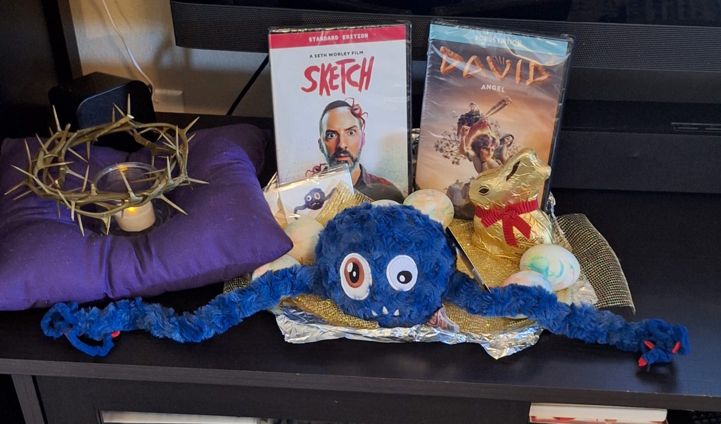 Customer photo review of SKETCH Dave Plushie