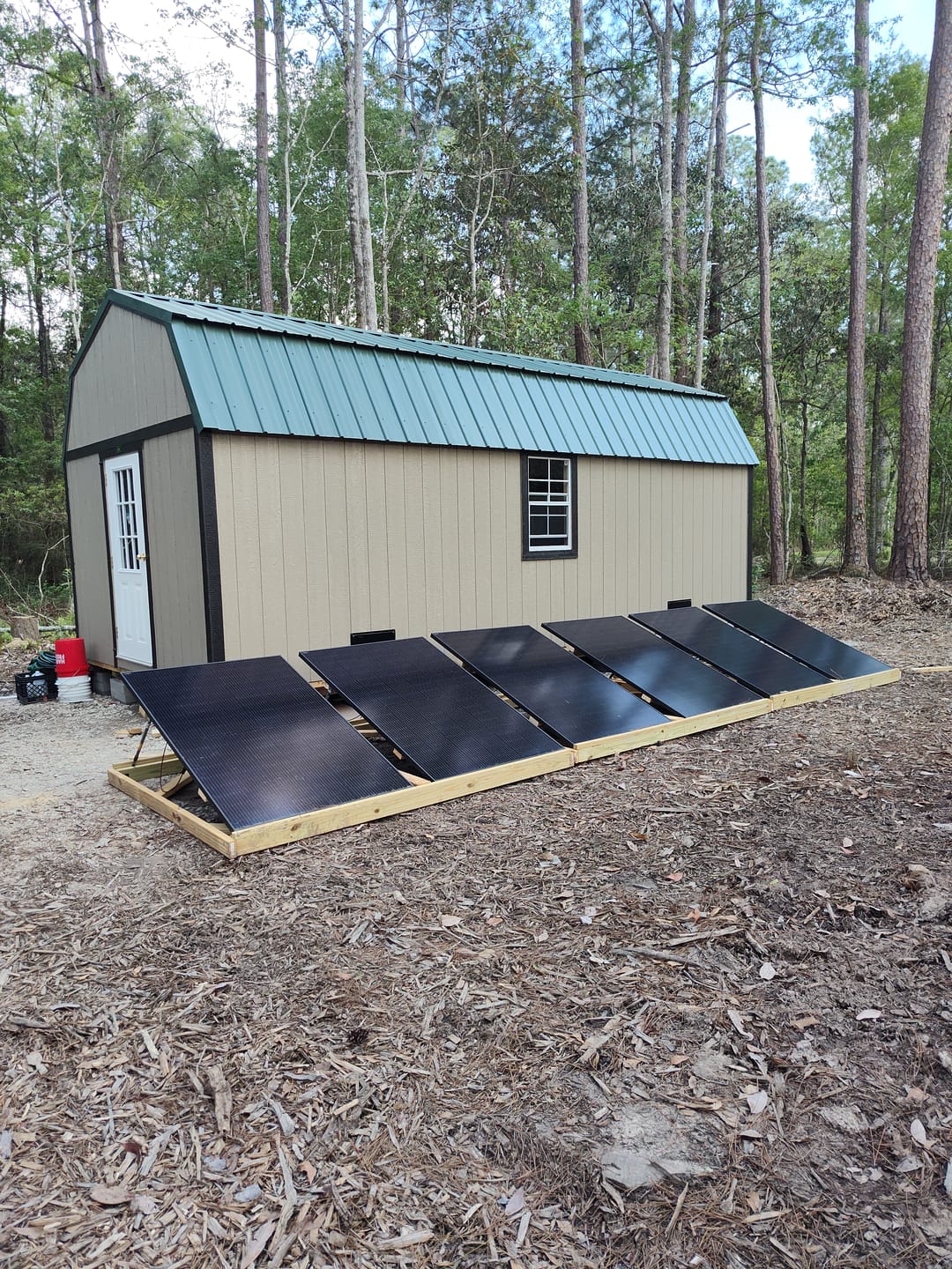Customer photo review of SunGoldPower | Off-Grid Solar Kit 5000W 48VDC 120V LifePo4 10.24KWH Lithium Battery | 6x 415 Watts Solar Panels