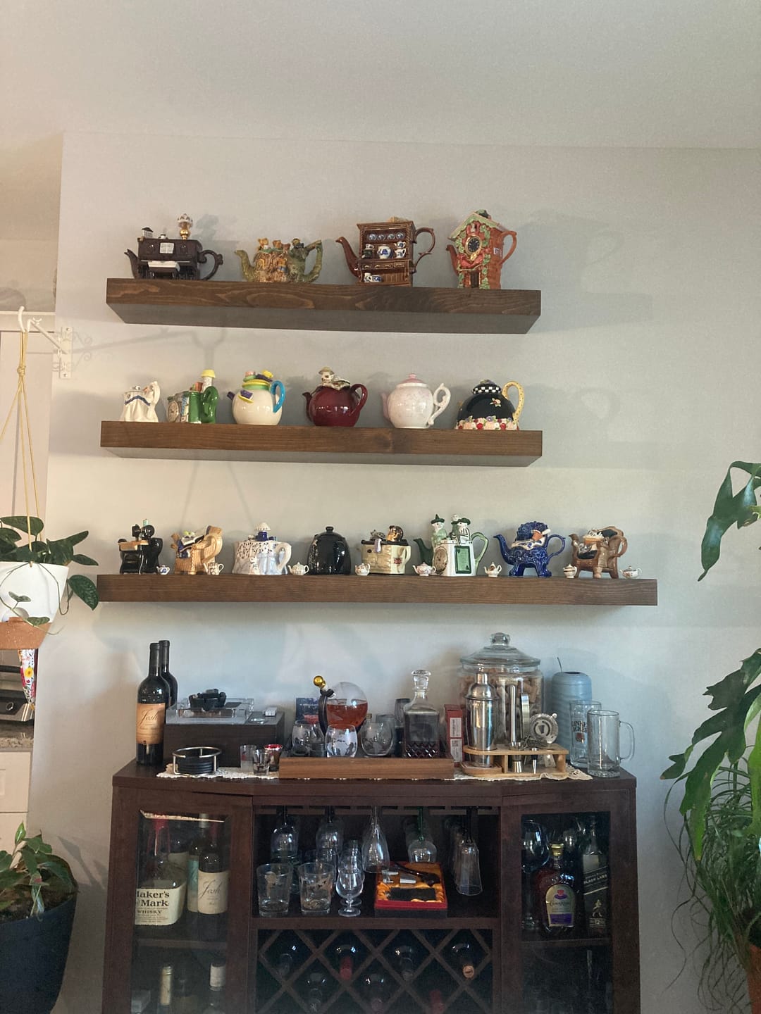 Customer photo review of Modern 3" Thick Floating Shelves