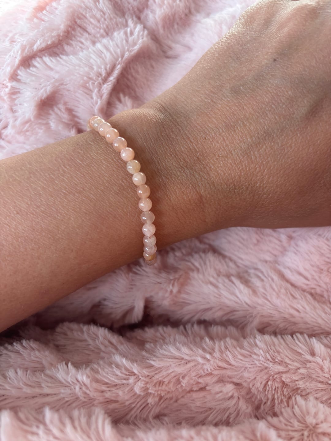 Customer photo review of Sunstone Bracelet Mini