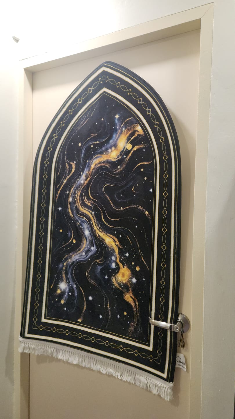 Customer photo review of Cosmic Gold Padded Prayer Mat