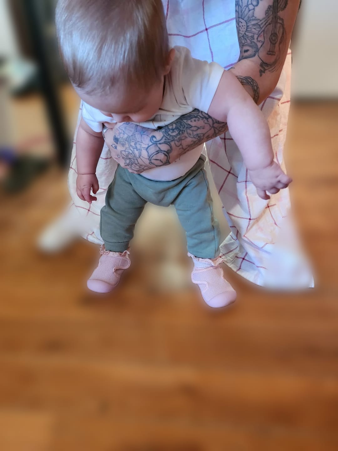 Customer photo review of Pink Velcro Pre-walker Baby Sole Sox