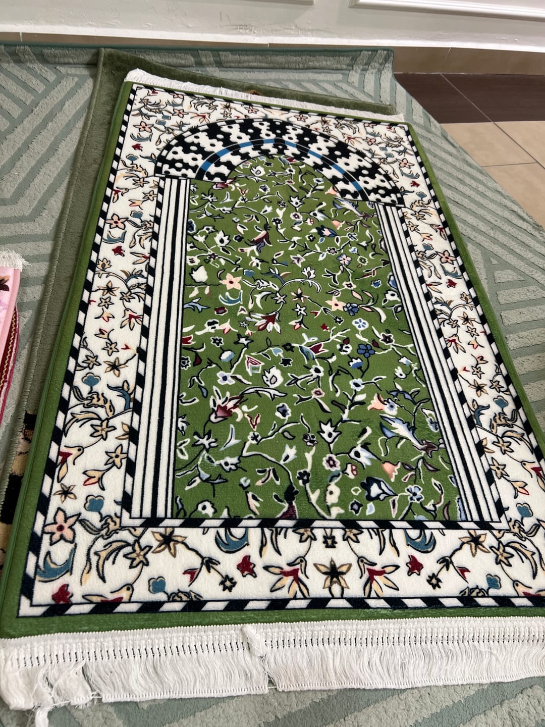 Customer photo review of Minbar Al Rawda Padded Prayer Mat