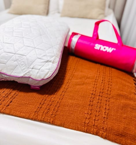 Customer photo review of Bundle 2x IWS SnowTouch® Pillows