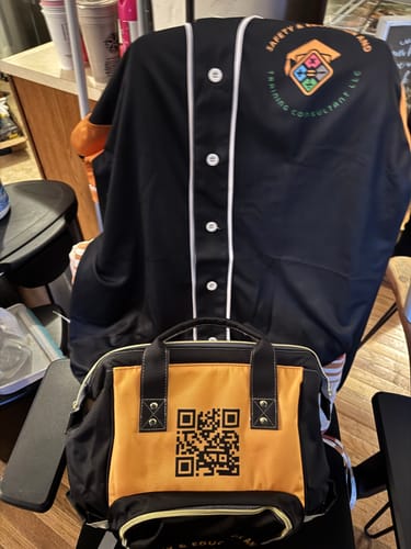 Customer photo review of Alumni Deluxe Backpack