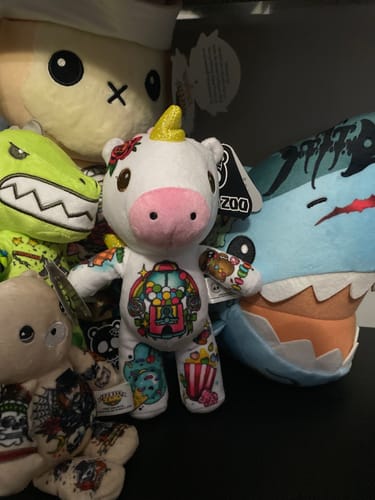 Customer photo review of Candy the Unicorn 8-inch Sprout Plushie