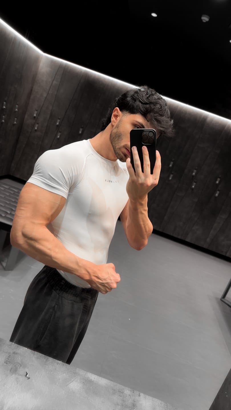 Customer photo review of 4193 - Classic Compression Tees
