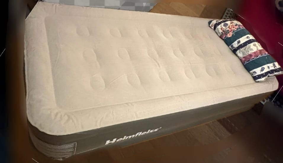 Customer photo review of Luftmatratze selbstaufblasend
