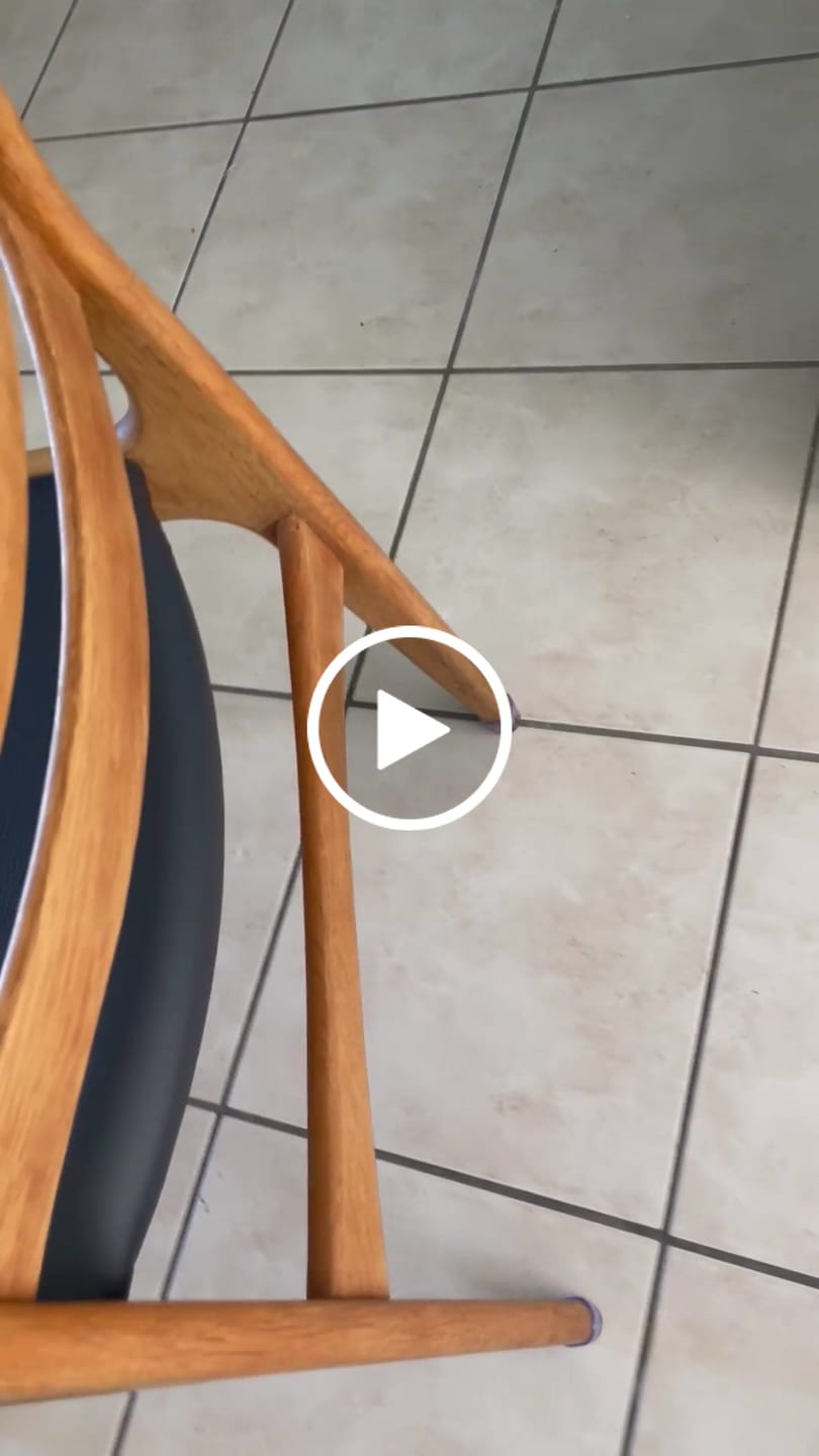 Customer video review of Round Felt Silicone Chair Leg Protectors | Extra-Durable Chair Floor Protectors