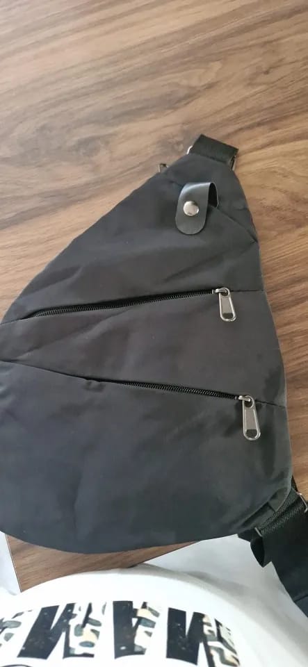 Customer photo review of SecuBag | Anti-Theft Urban Crossbody Bag