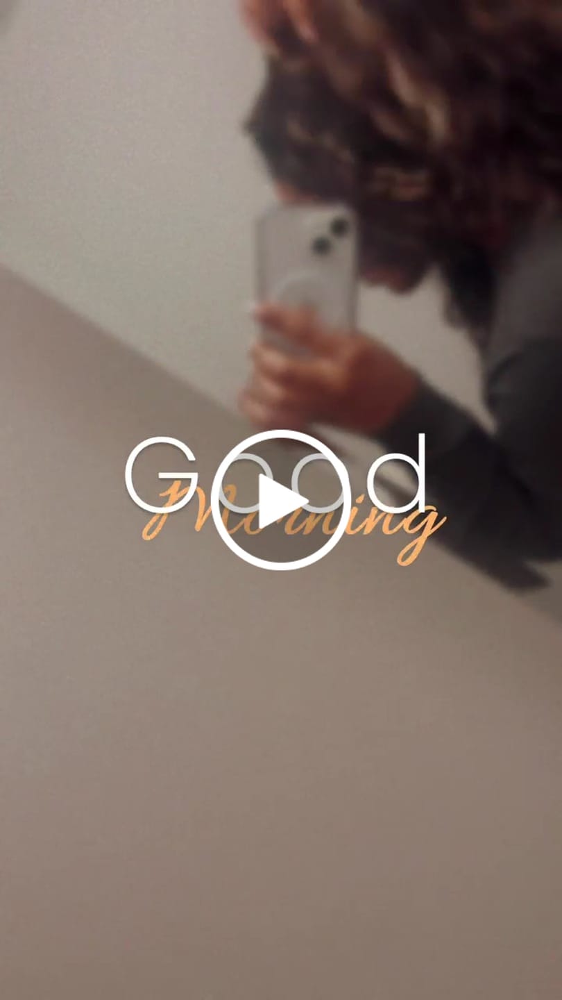 Customer video review of Multatto Curly