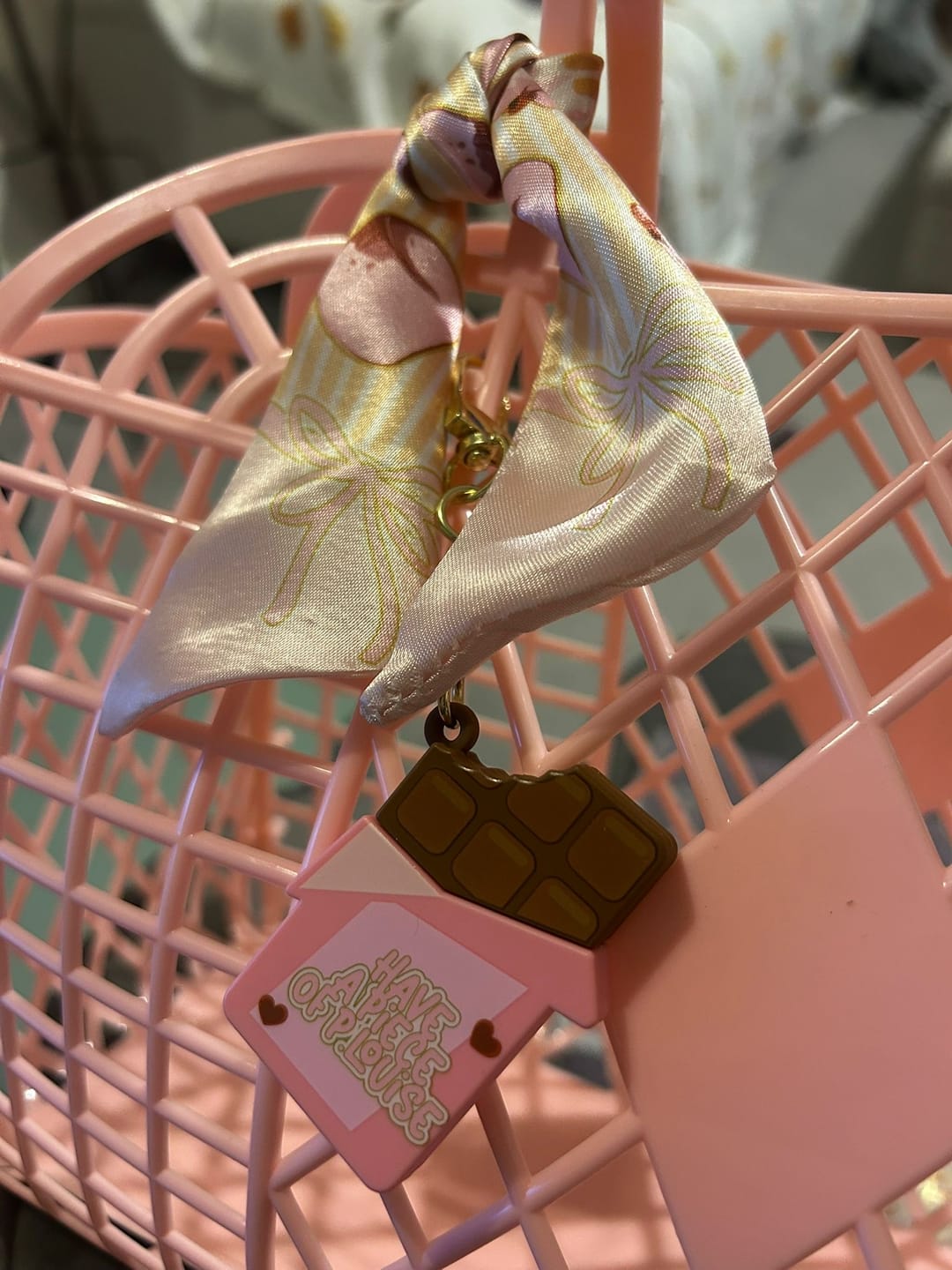 รีวิวภาพถ่ายจากลูกค้าของ P. Louise You're So Charming Keyring Charms