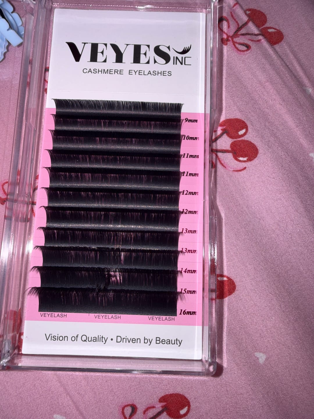 Customer photo review of Cashmere Fauxmink Lashes