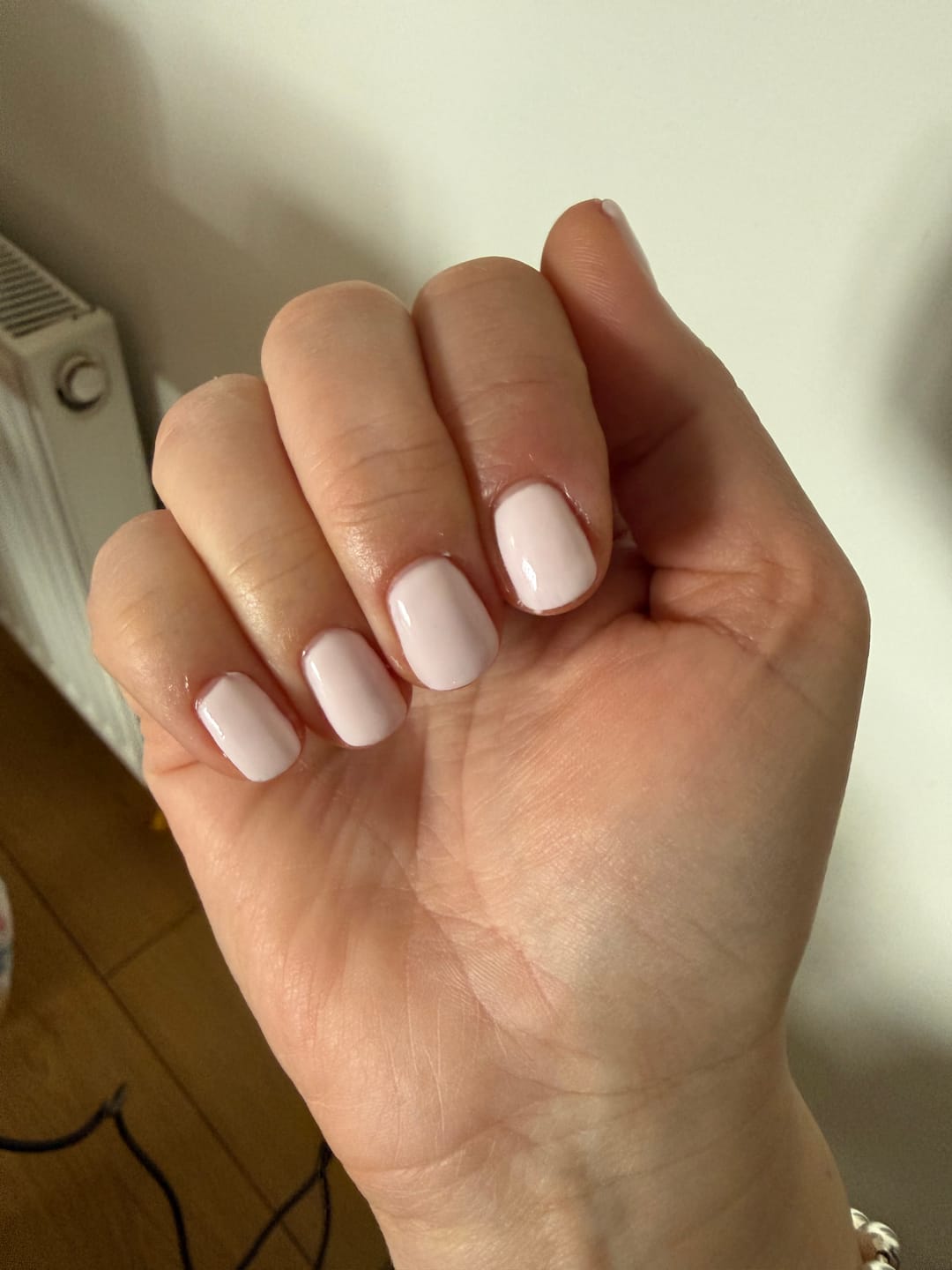 Customer photo review of Semilac UV Gel Polish Starter Set TRY ME 36W Lamp - 3 Full Size Colours Included!