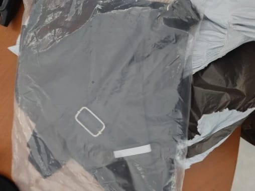 Customer photo review of SecuBag | Anti-Theft Urban Crossbody Bag