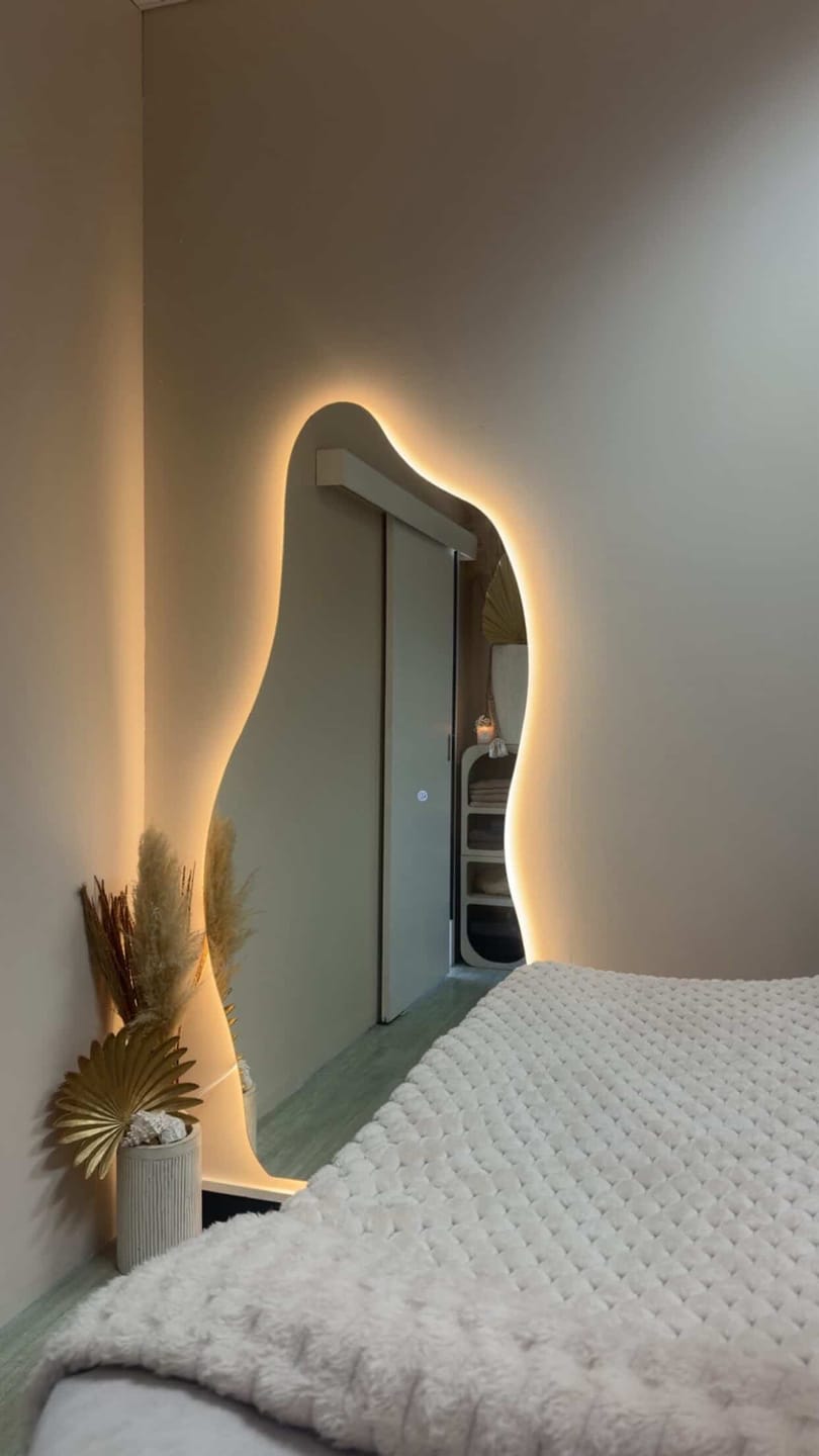 Customer photo review of Hourglass Back-Lit Full Length LED Mirror | 1800 x 800