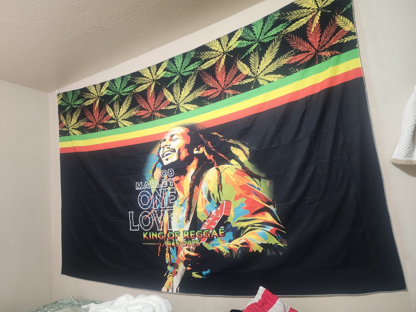 Customer photo review of Jamaica Legend Bob Birthday Tapestry Thank You For The Memories LT15