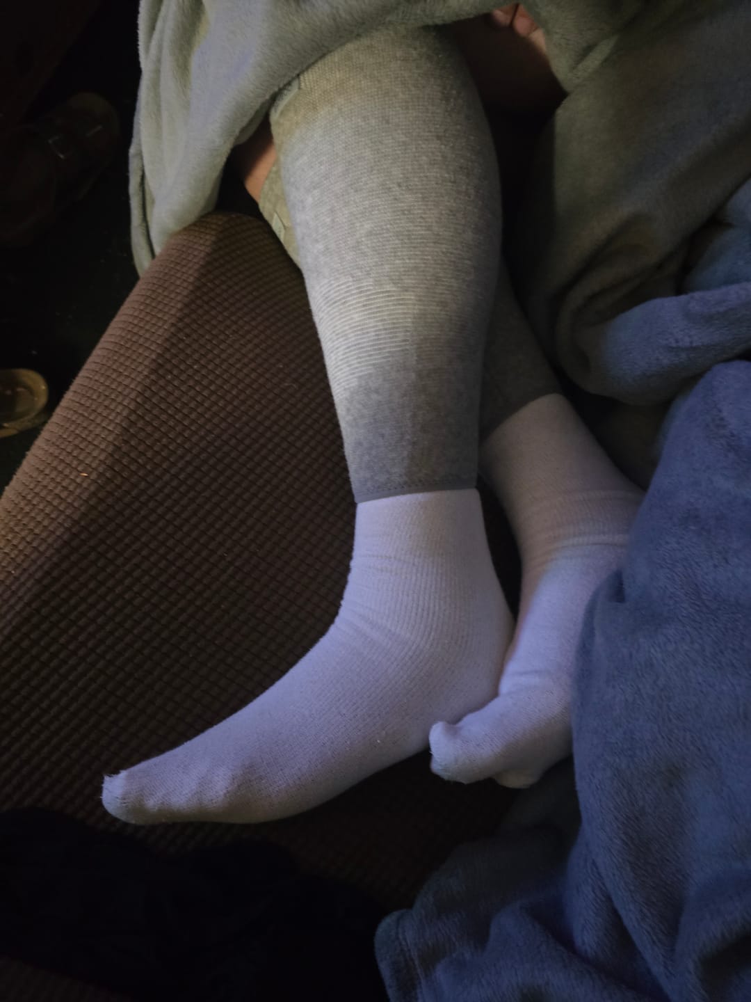 Customer photo review of Premium Anti-Fatigue Bamboo Footsleeves