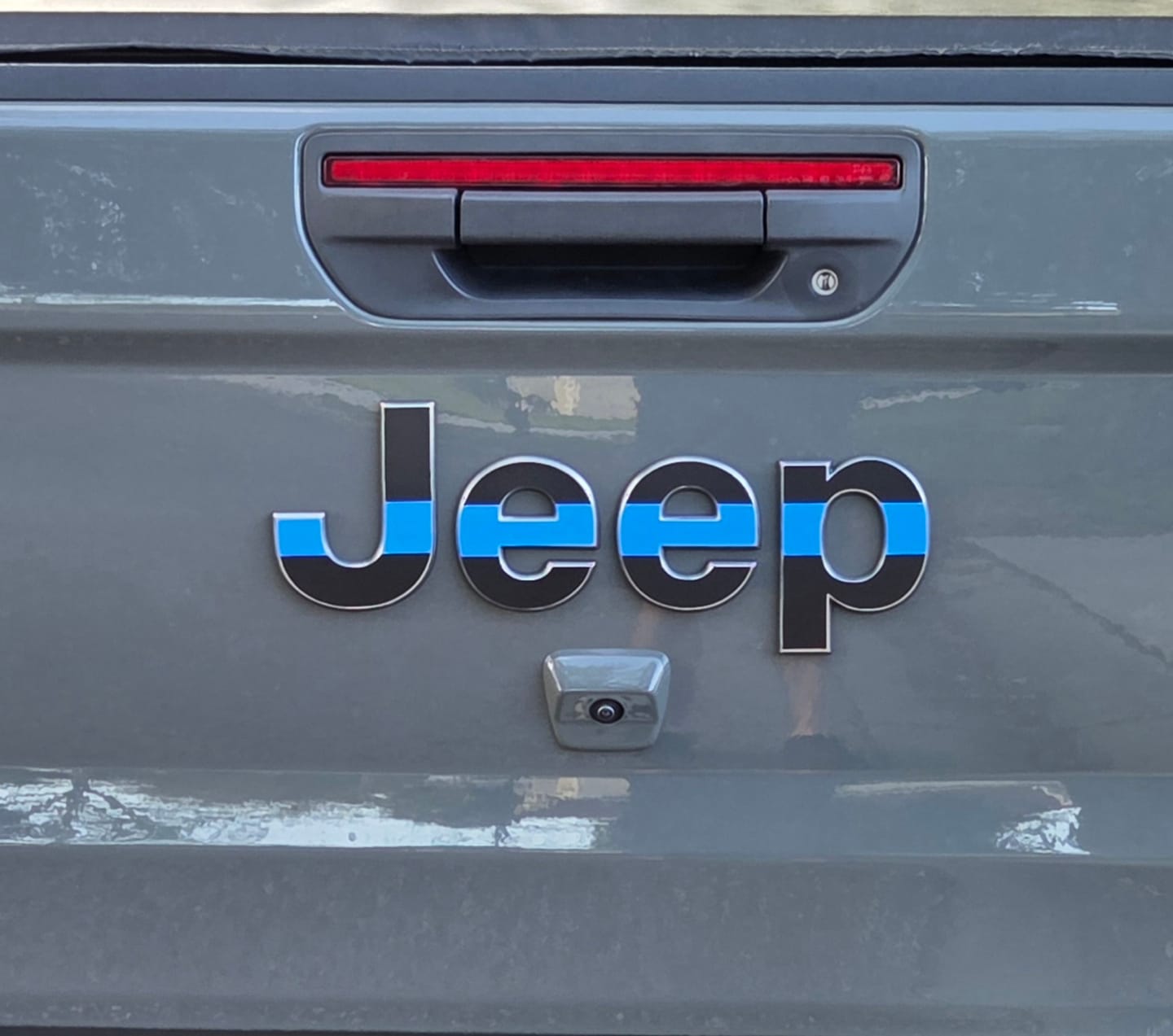 Customer photo review of JEEP Gladiator Emblem Overlay Decal Set | Fits 2020+ Jeep Gladiator